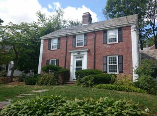 33 Welland Rd, Brookline, MA 02445
