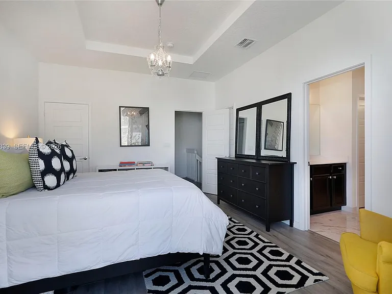 17641 SW 153rd Ct #_ — Photo 10