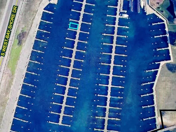 12755 S Marina Village Dr #40, Traverse City, MI 49684