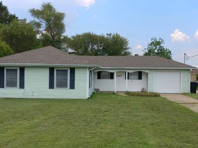 1527 S 37th St, Nederland, TX, 77627