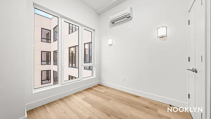 Rented by Nooklyn NYC LLC | media 44