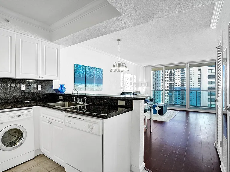 2501 S Ocean Dr #1504 — Photo 17