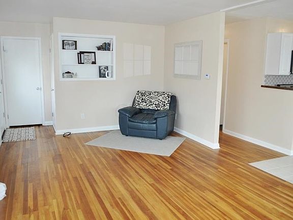 4th image of 71 Electric Ave
