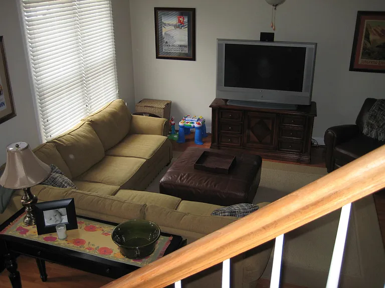 4212 New Town Ave — Photo 1