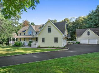 16 Meola Dr, Carmel, NY 10512