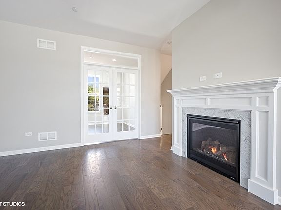 5th image of 28 E Heritage Ct Building 2-4