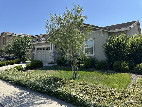 3rd image of 1972 Carogold Ln