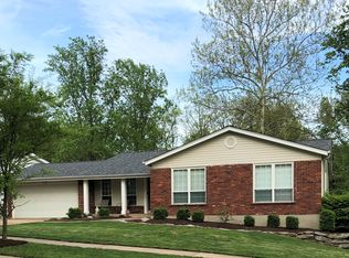 1214 Cedar Creek Rd, Chesterfield, MO 63017