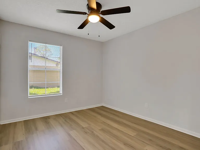 4404 Key Largo Dr — Photo 26