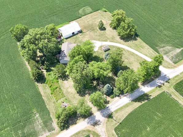 3571 County Road 800 N, Dewey, IL 61840