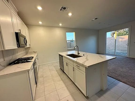 2nd image of 2542 Latour Ct