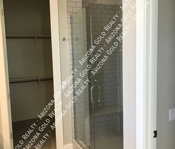 6814 E Orion Dr — Photo 16