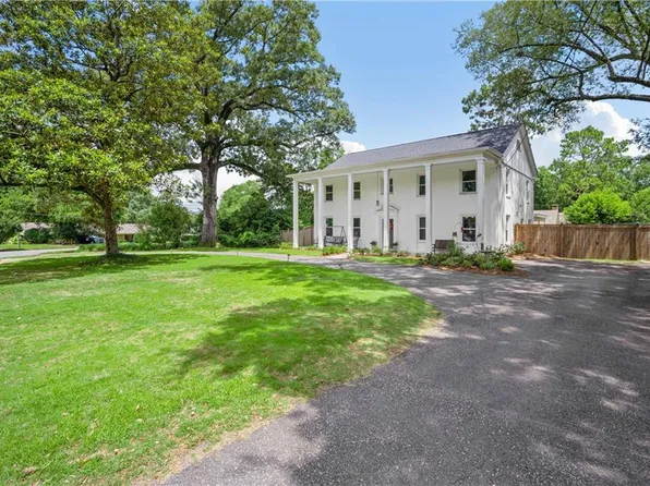 4530 Kingsway Dr, Mobile, AL 36608