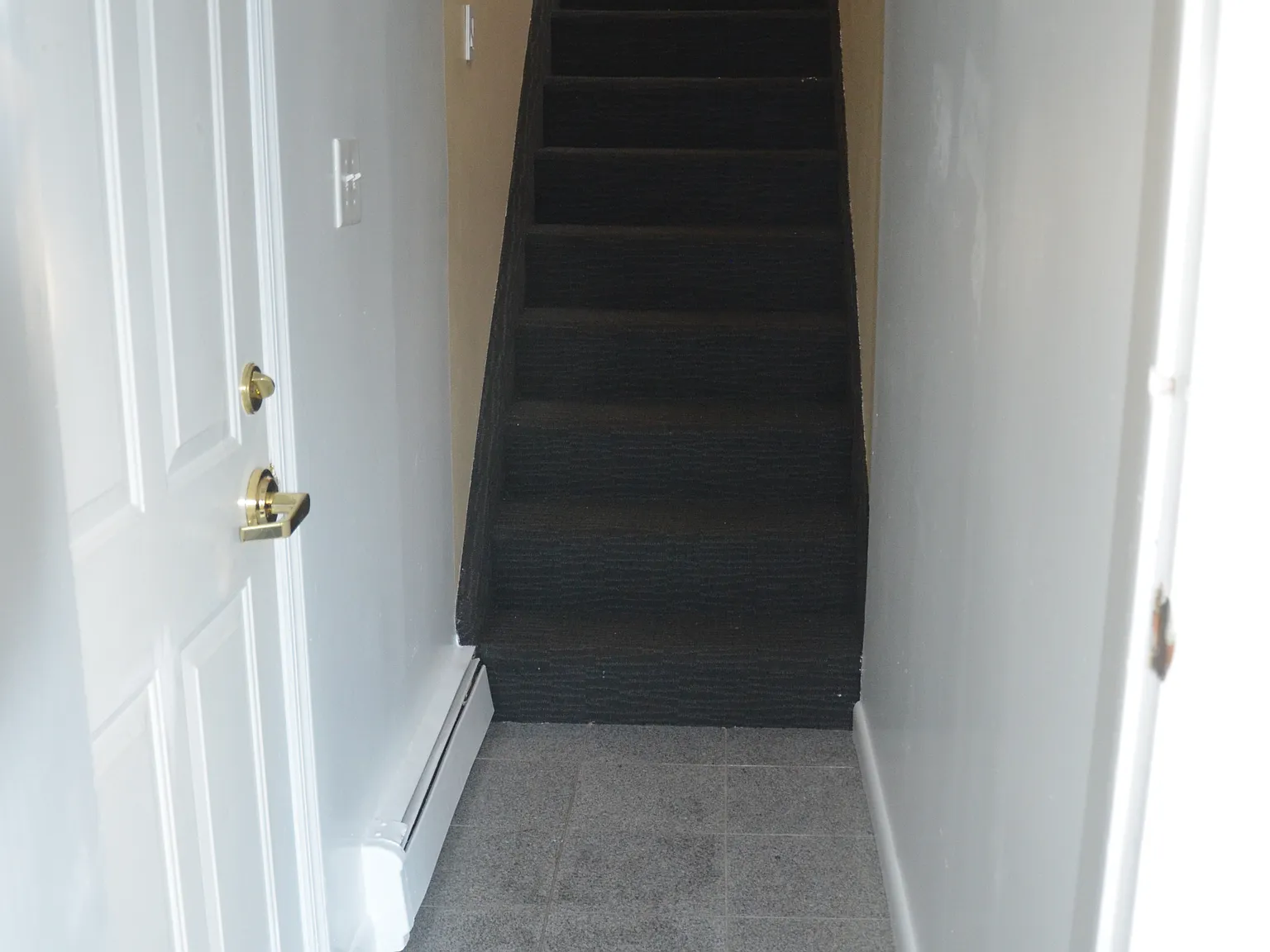 1 bed, 950 sqft, $1,900 — Photo 4