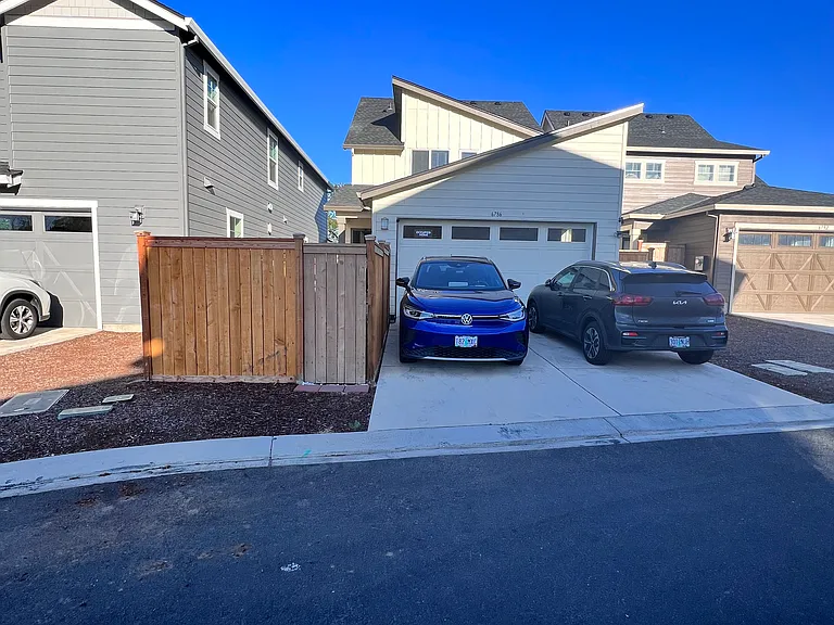 6786 SE Yamsay Ln — Photo 28