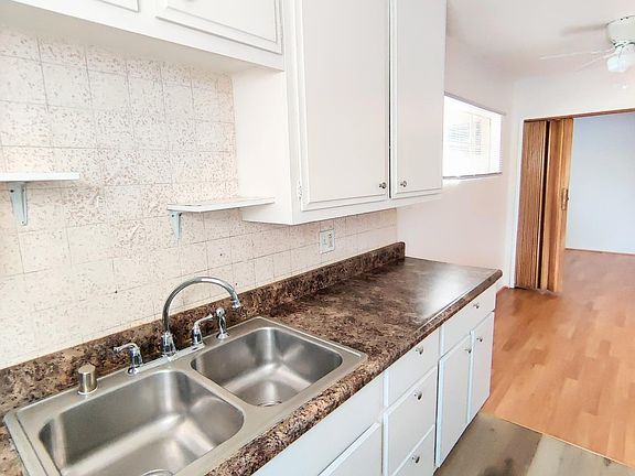 4th image of 14205 Burbank Blvd APT 1