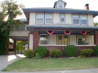 1057 State St, Augusta, KS 67010