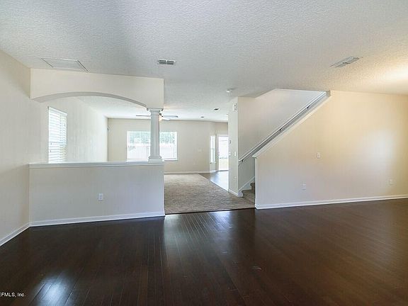 4th image of 431 Forest Meadow Ln