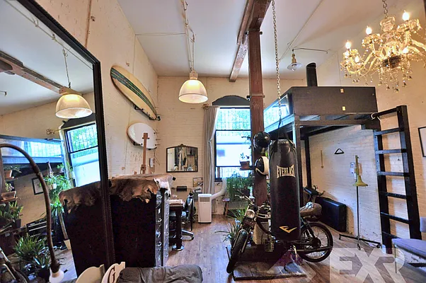 Rented by EXR | media 16