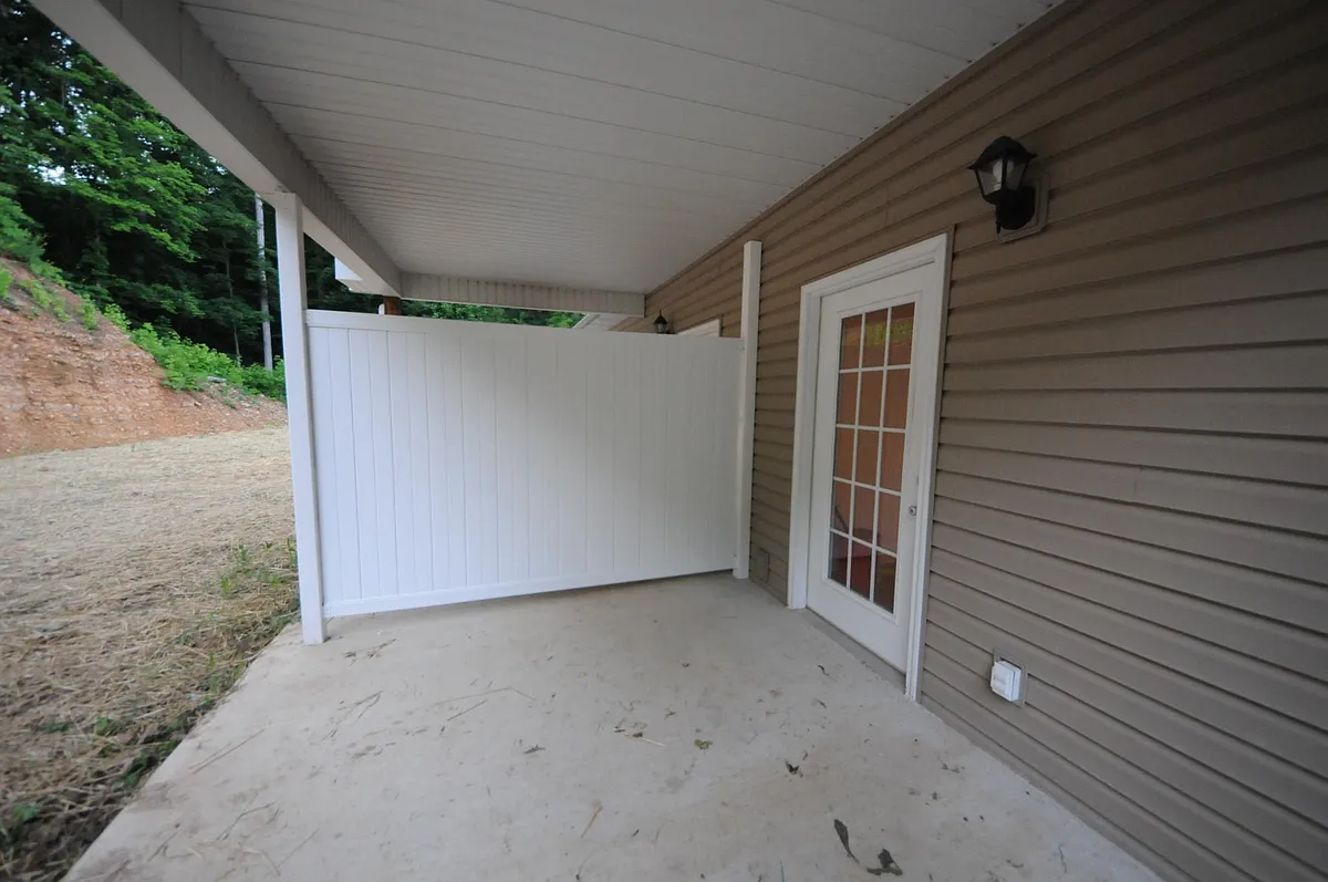 Building Photo - 168 Waller Ln #168