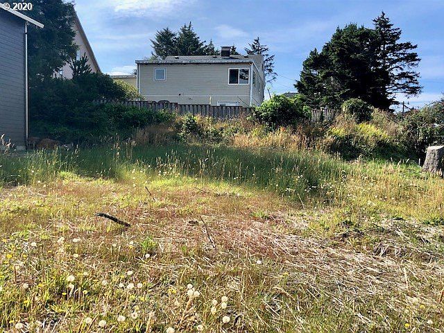 2nd image of 1700 NE 20th St #1900