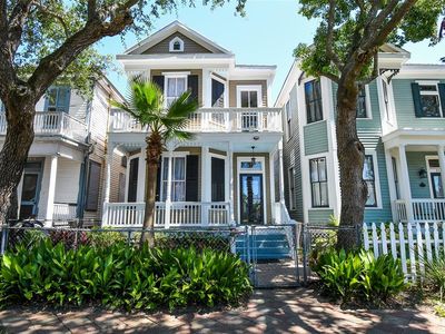 2517 Avenue M, Galveston, TX, 77550