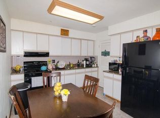 1301 Kingsbury Dr Unit F, Hanover Park, IL 60133