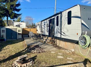 1647 Fir Pl W, Centre Wellington, ON N0B1J0