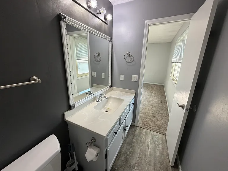 13203 Courtney Dr — Photo 28