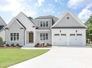 8317 Leyburn Ct, Raleigh, NC 27615