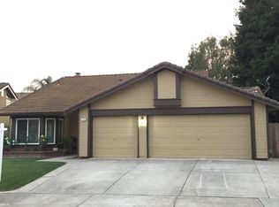 1490 Quail Walk Dr, Gilroy, CA 95020