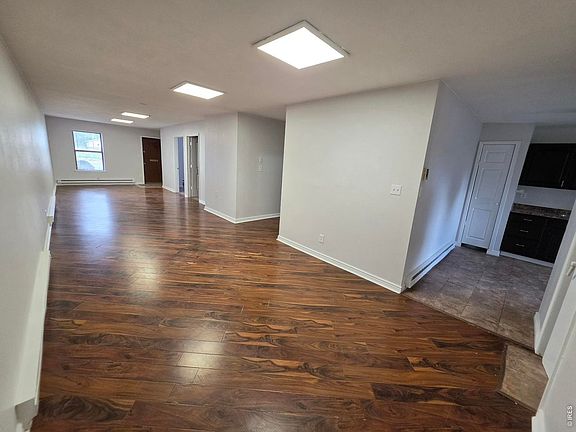 4th image of 213 Main St