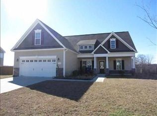 104 Maidstone Dr, Richlands, NC 28574