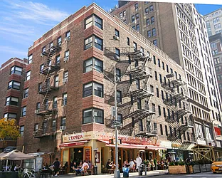 8 Gramercy Park South, #6G