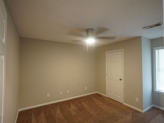 4th image of 5050 36th Ave E #108