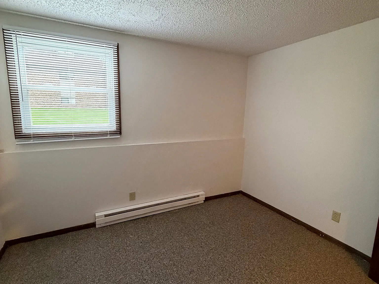 2 bed, 850 sqft, $1,495 — Photo 4