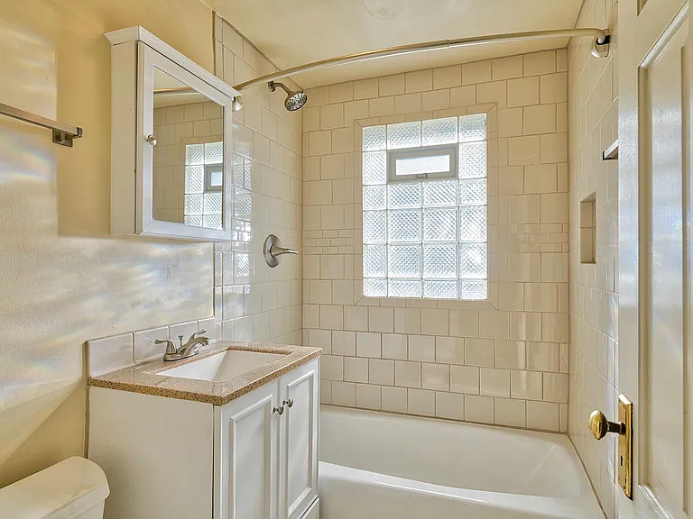 5006 N Bay Ridge Ave — Photo 9