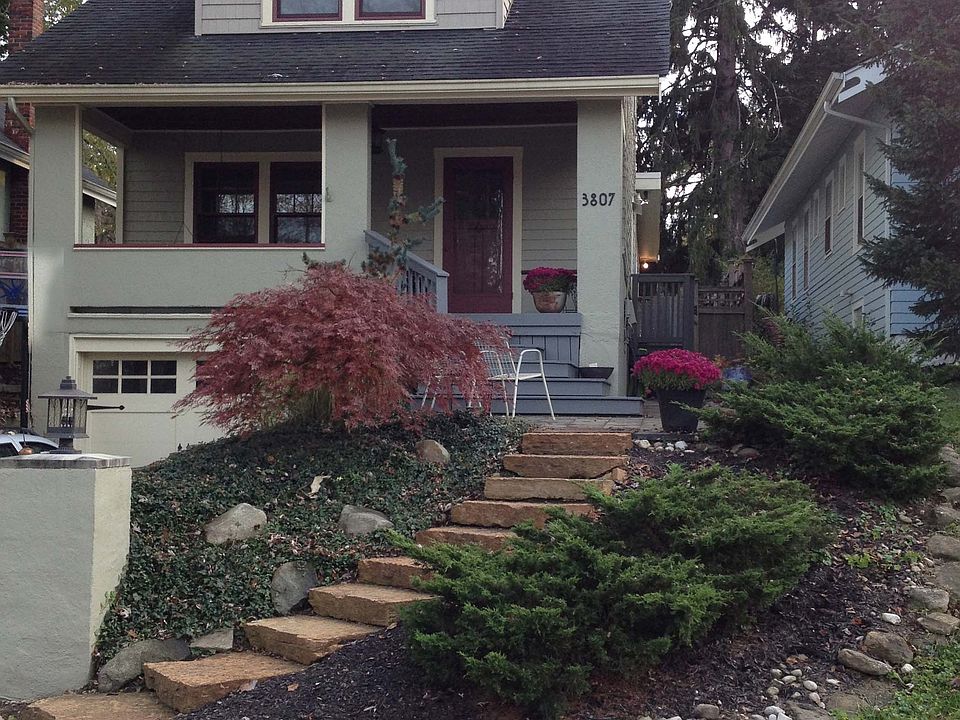 2nd image of 3590 Pua Kenikeni St