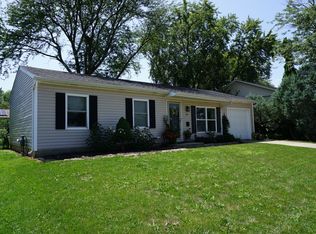 221 Healy Ave, Romeoville, IL 60446