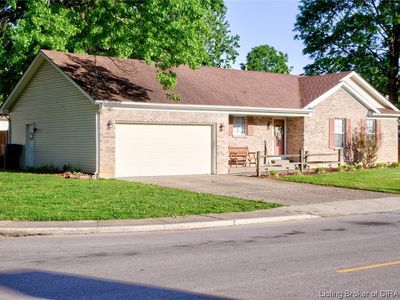 2581 Hickoryvale Drive, New Albany, IN, 47150