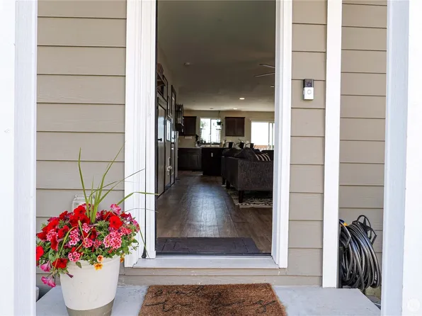 2620 Grand Avenue #D, Everett, WA 98201