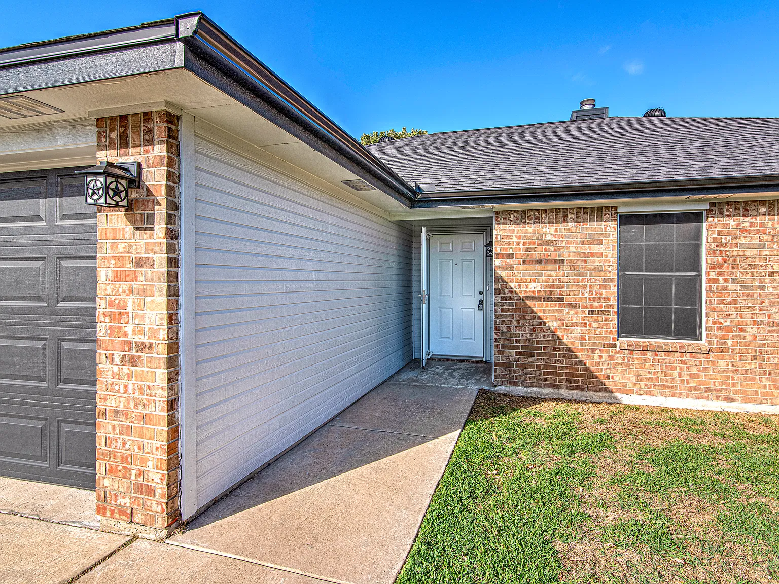 4 bed, 1647 sqft, $1,600 — Photo 4