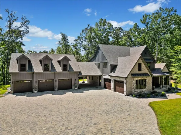 1472 Grizzle Rd, Dawsonville, GA 30534