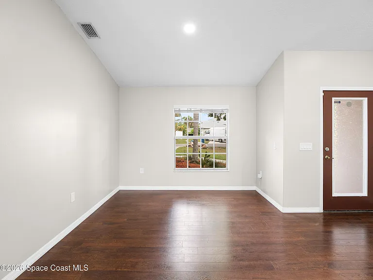 567 Consolata Ave NW — Photo 6