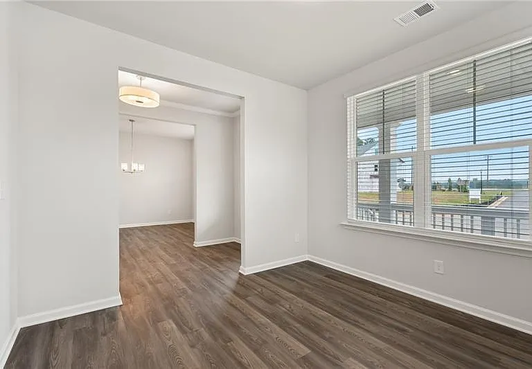 4945 Shipley Ave — Photo 6