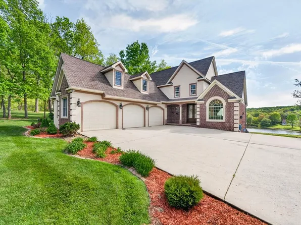 321 Magnolia Ln, Crossville, TN 38555