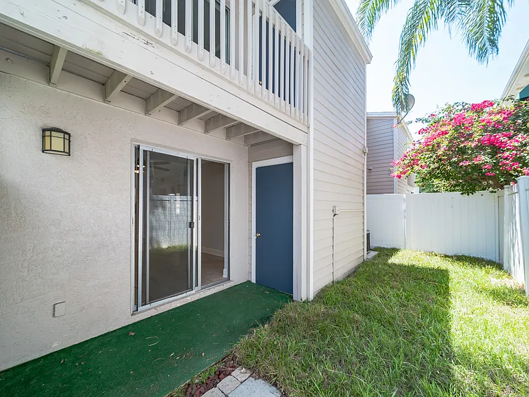 408 S Tampania Ave — Photo 20