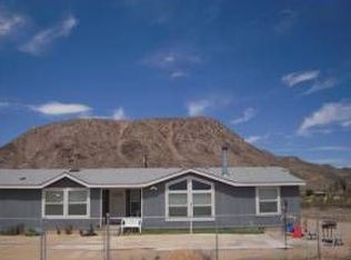 2121 Sunset Mesa Rd, Landers, CA 92285
