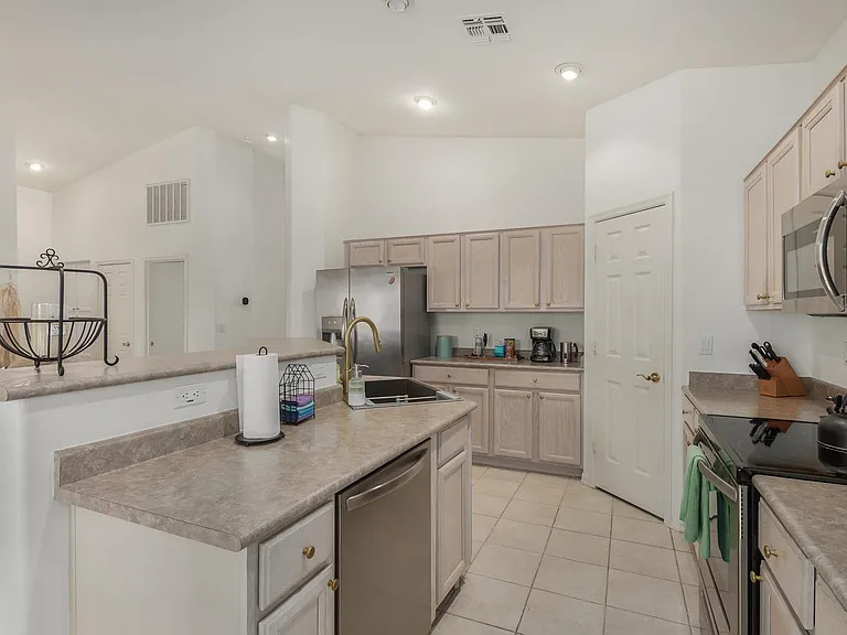 6497 S Ginty Dr — Photo 8