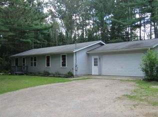 9109 King Rd, Alanson, MI 49706
